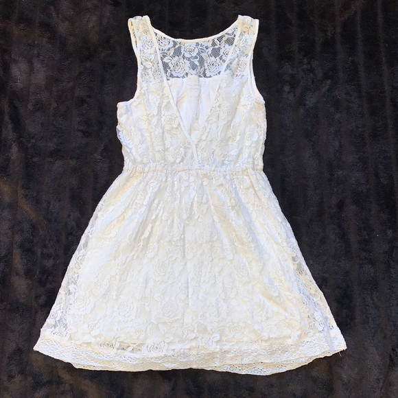 Lacey white A&F sundress - Picture 5 of 10